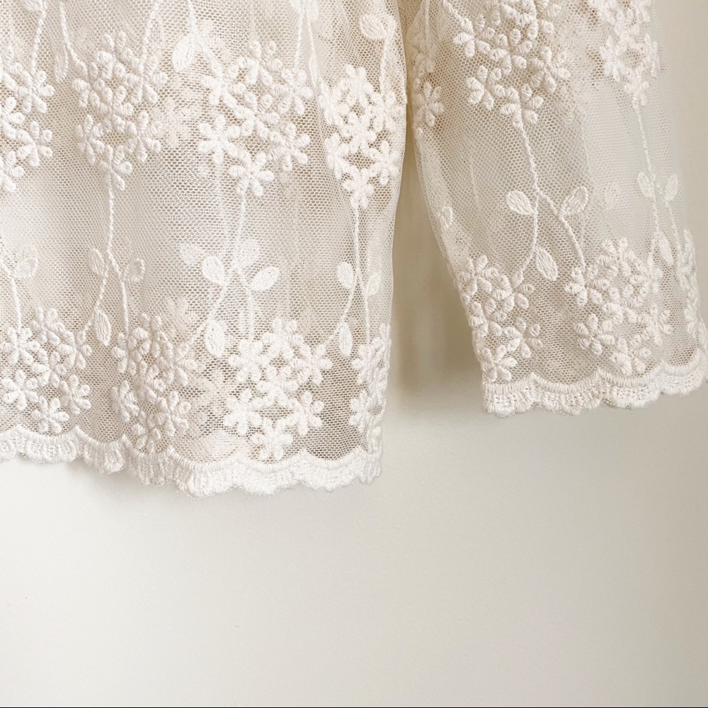 Express Sheer Lace Floral Top Long Sleeve Cream Medium - Picture 3 of 5